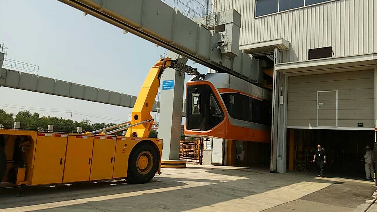 成都万象城平台,万象城（中国）空轨列车专用调拉车-3.jpg